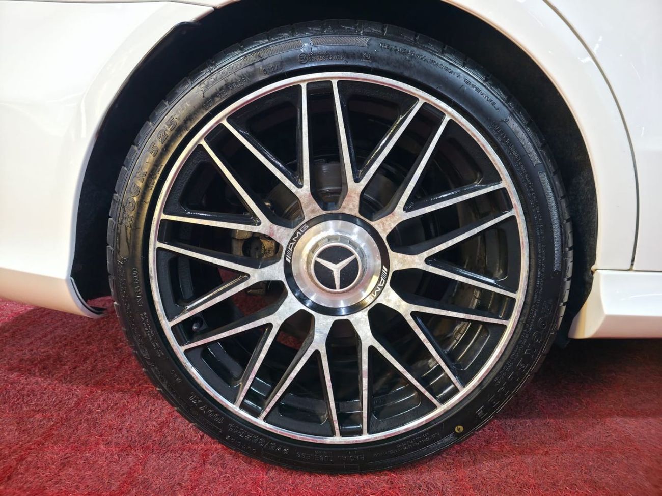 مرسيدس بنز E300