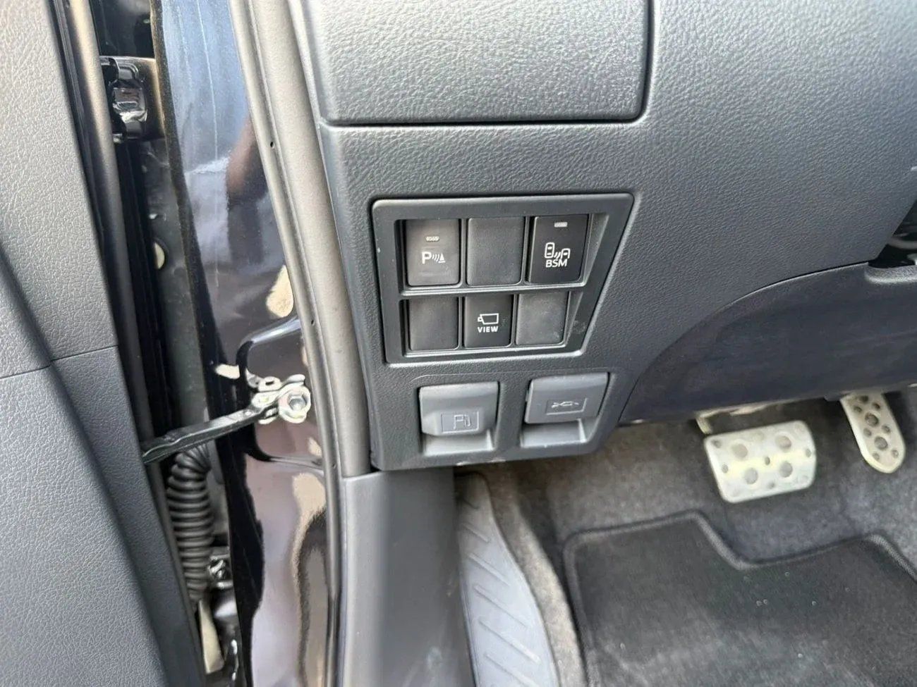 تويوتا هيلوكس Hilux GR sport 2.8L diesel 2026 full option