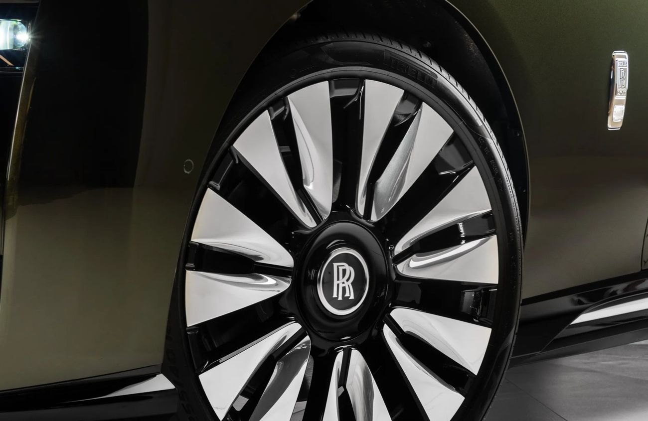 Rolls-Royce Spectre Dual Electric Motors | Warranty