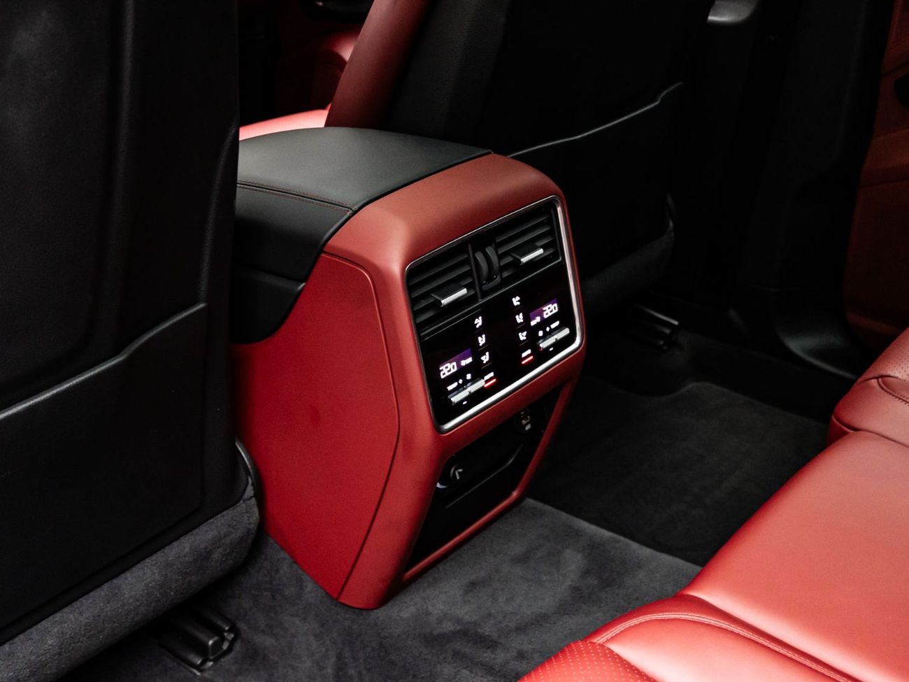 بورش كايان Std 3.0L (340 HP)