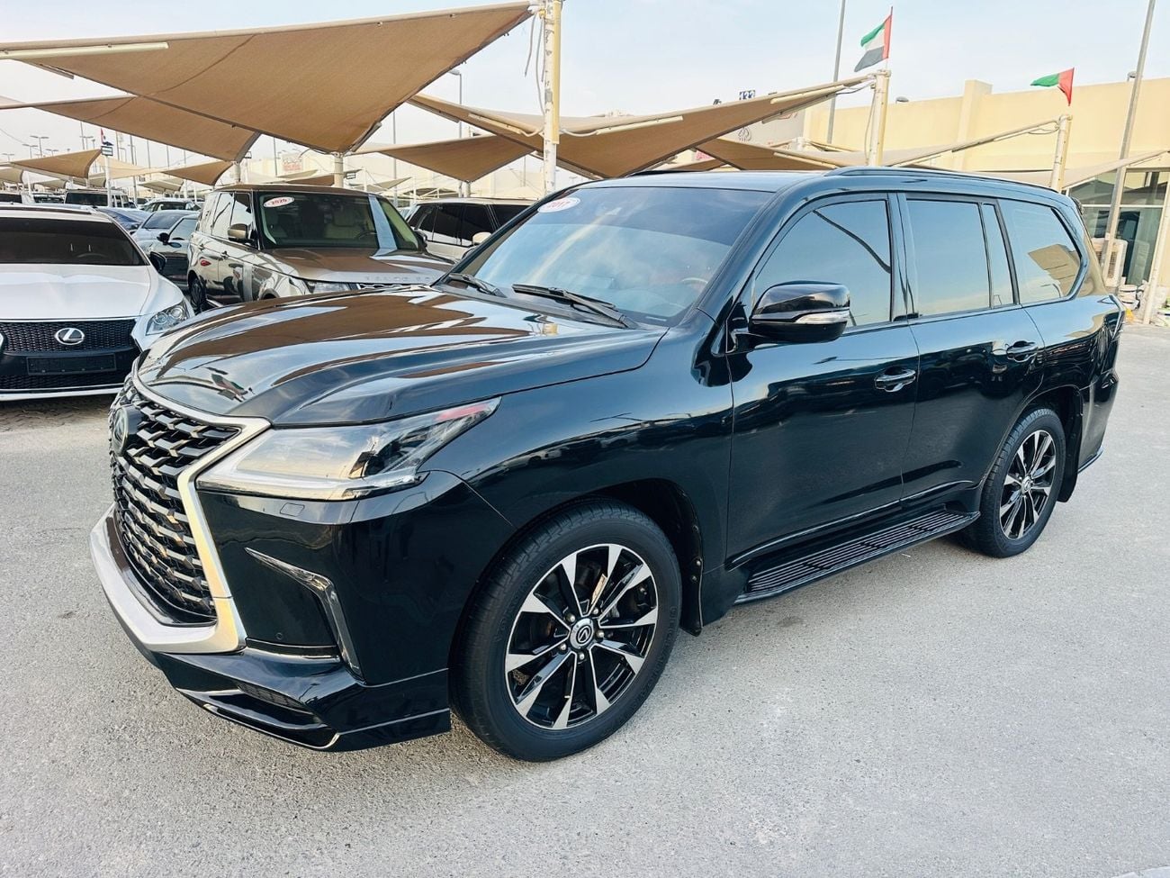 لكزس LX 570