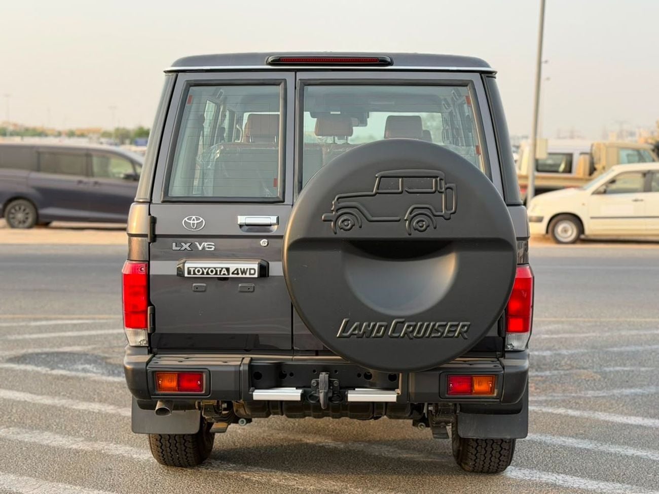 Toyota Land Cruiser 70 LC76 HT VXR