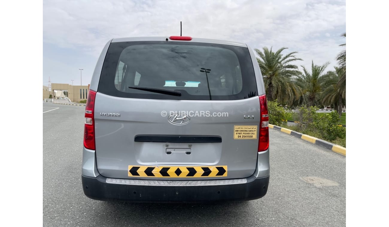 هيونداي H1 ستاريكس HYUNDAI H1 2,5 (GCC SPEC) - 2018- VERY GOOD CONDITION