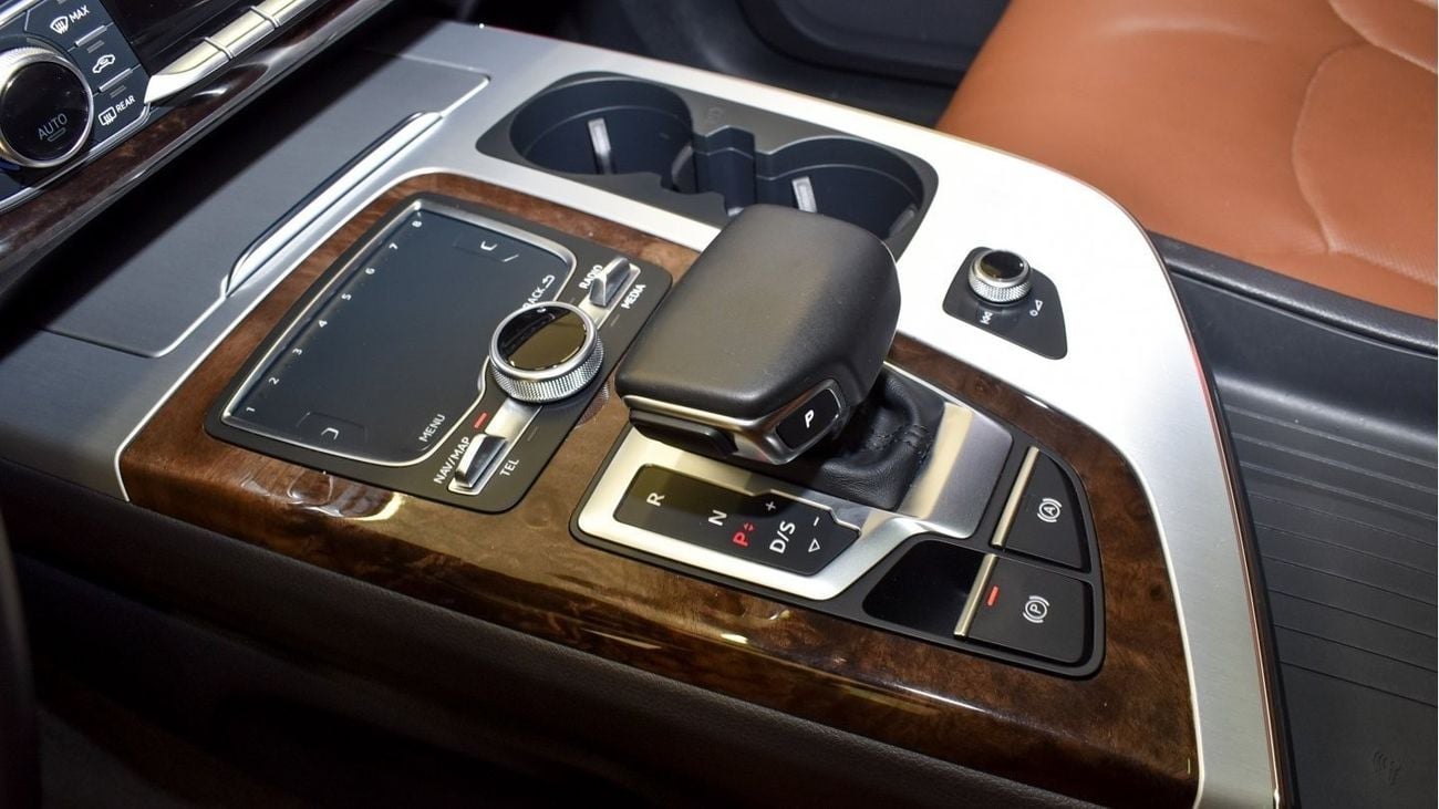 Audi Q7 45 TFSI Quattro  SLine