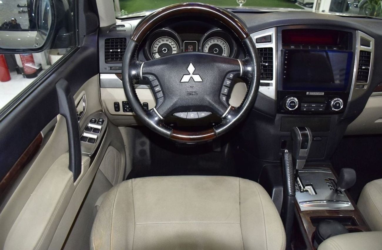 ميتسوبيشي باجيرو EXCELLENT DEAL for our Mitsubishi Pajero GLS ( 2016 Model ) in Gold Color GCC Specs