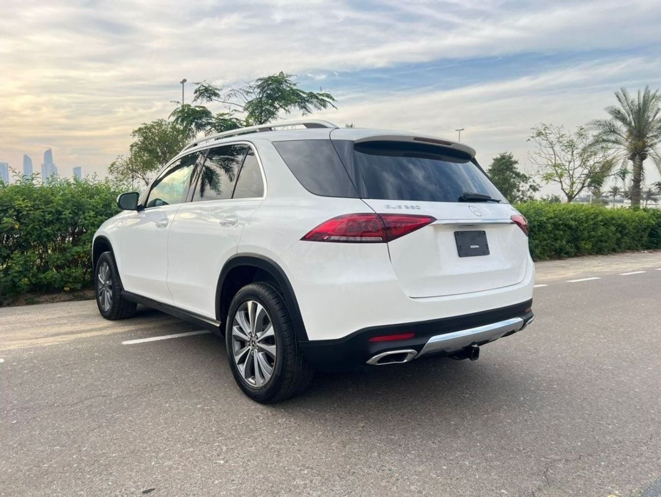 Mercedes-Benz GLE 350 2020 MERCEDES BENZ GLE 350 4MATIC // 2.0L // 36200 mileage// NEAT AND CLEAN // EXCELLENT CONDITION