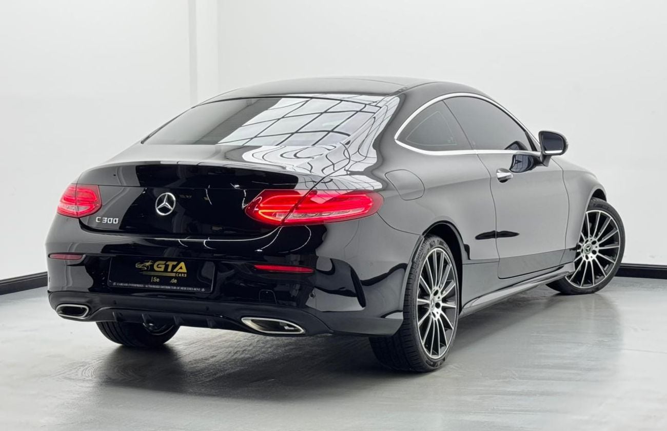 Mercedes Benz C300 STD 2017 Mercedes-Benz C300 Coupe, Mercedes Service History, Excellent Condition, GCC
