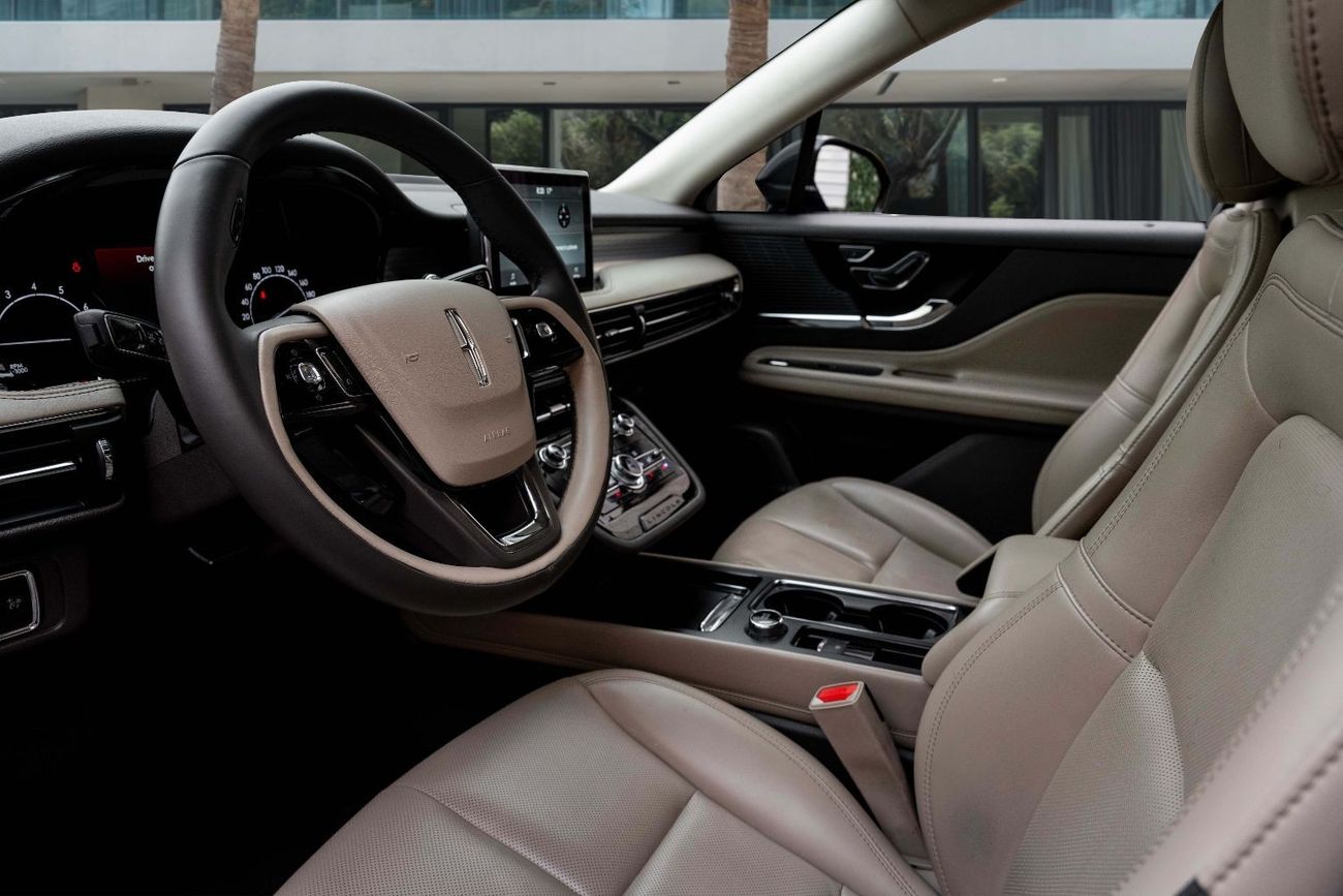 لينكولن كورساير | 2,056 P.M  | 0% Downpayment | Agency Warranty!