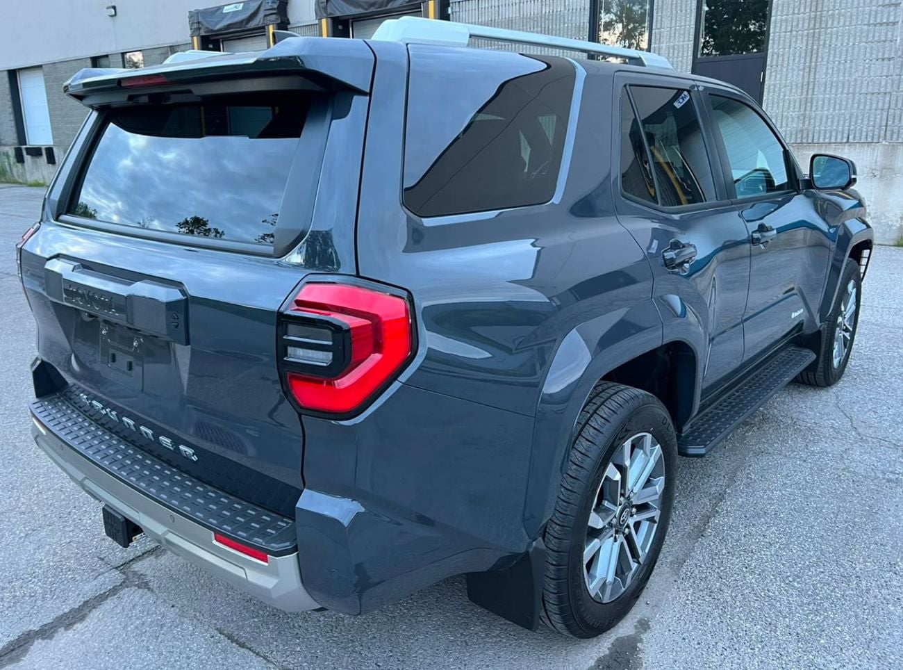 Toyota 4Runner Limited 7-Seater