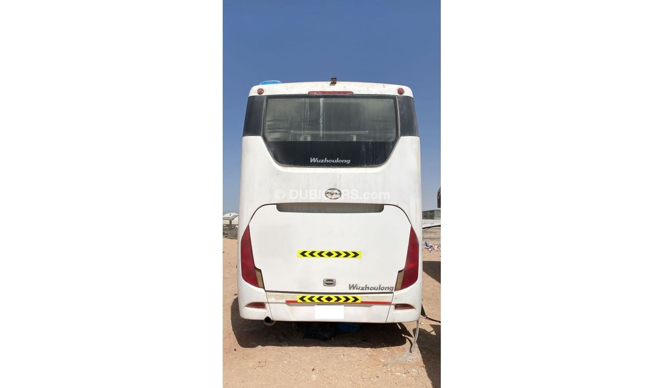 Wuzhoulong FDG6128A CNG BUS GCC