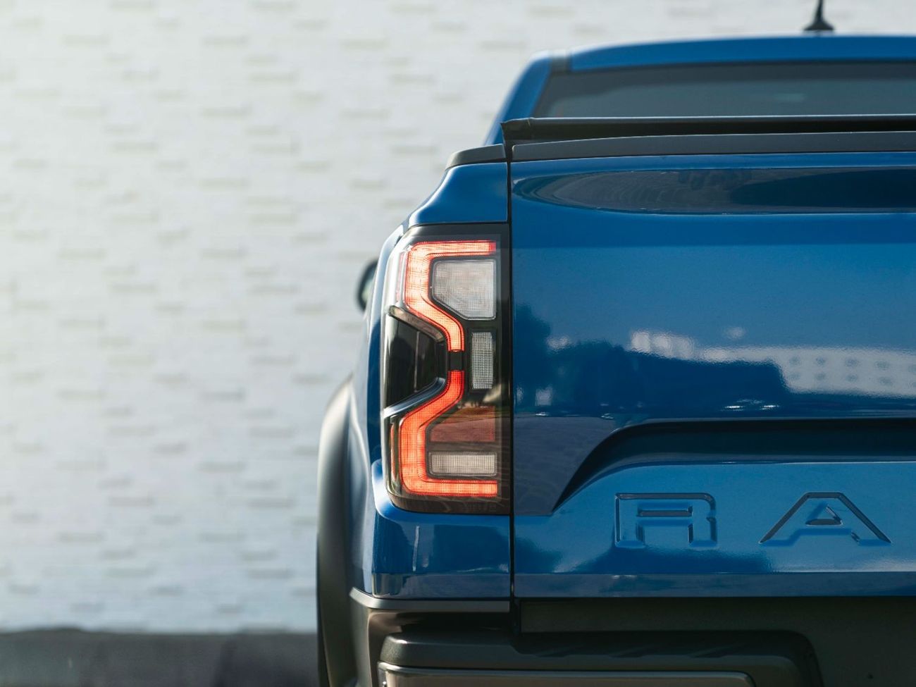 فورد رينجر رابتور AED 3,302 PM • RANGER RAPTOR • OFFICIAL FORD AGENCY WARRANTY AND SERVICE PLAN UNTIL 2028 OR 100K KMS