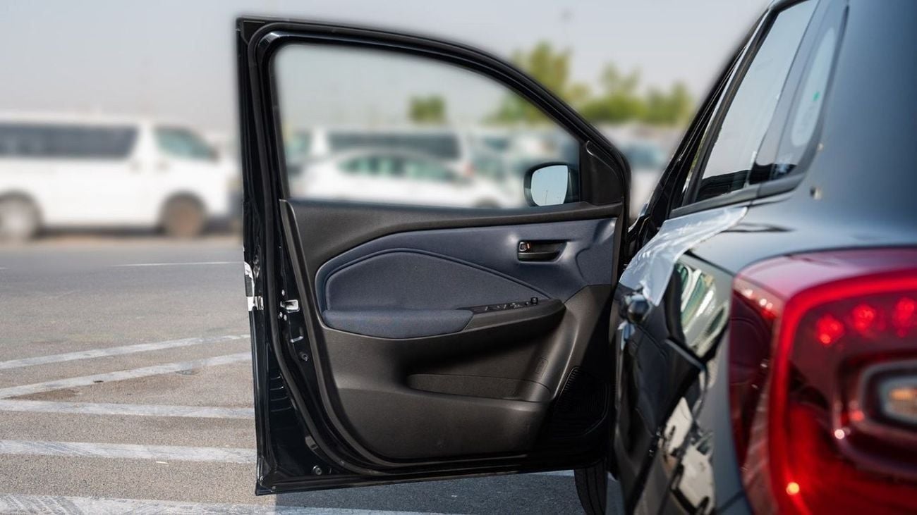 تويوتا ستارلت Toyota starlet 1.5P AT MY2025 – BLACK