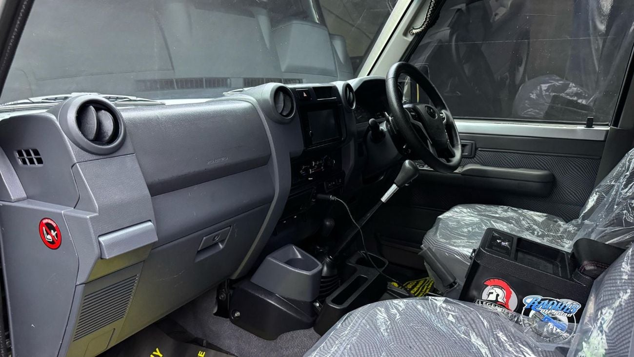 تويوتا لاند كروزر 70 DIESEL 5 DOORS HARDTOP 2013 MODEL RIGHT HAND DRIVE