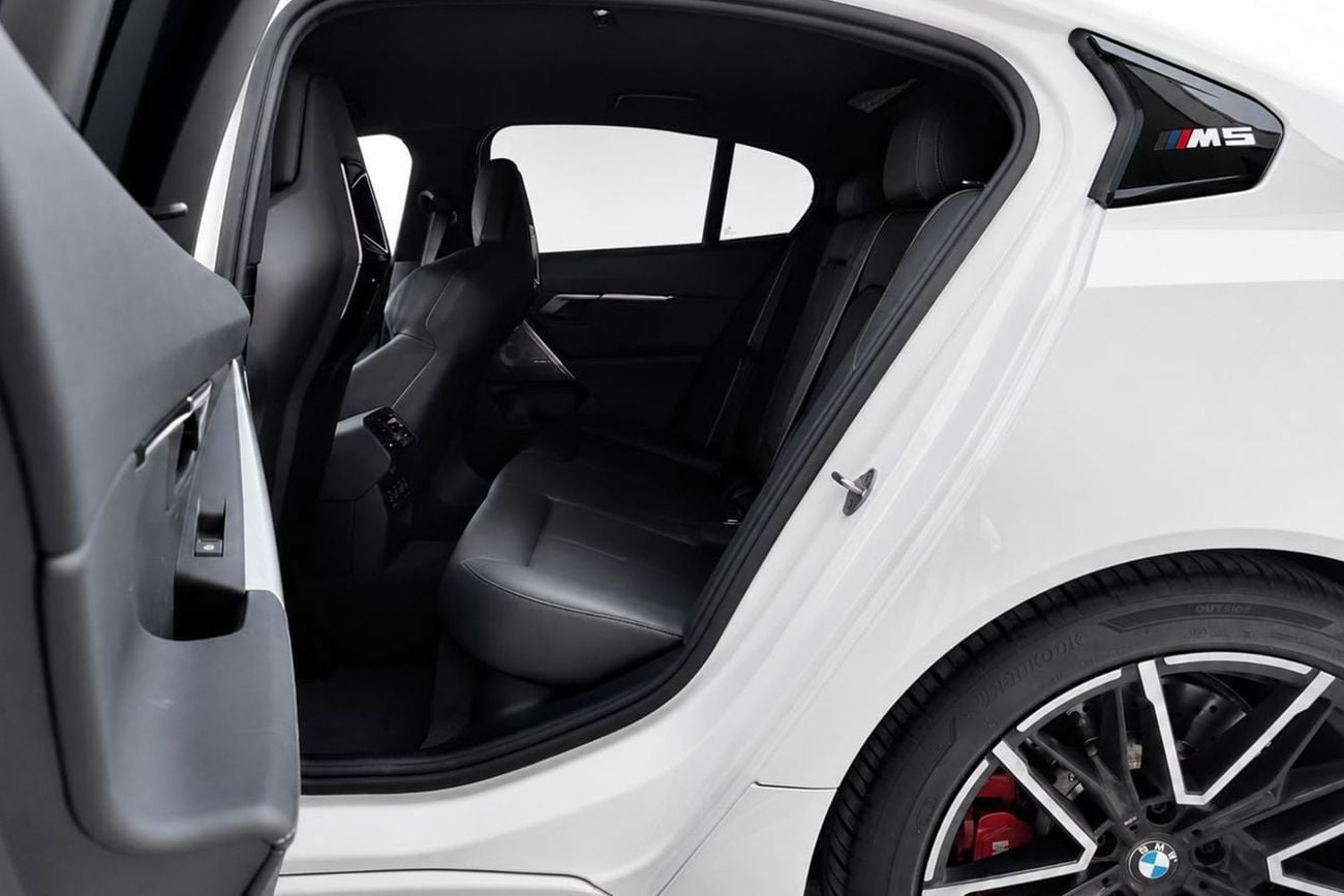 بي أم دبليو M5 l Original Paint l AED 8,812 / Monthly