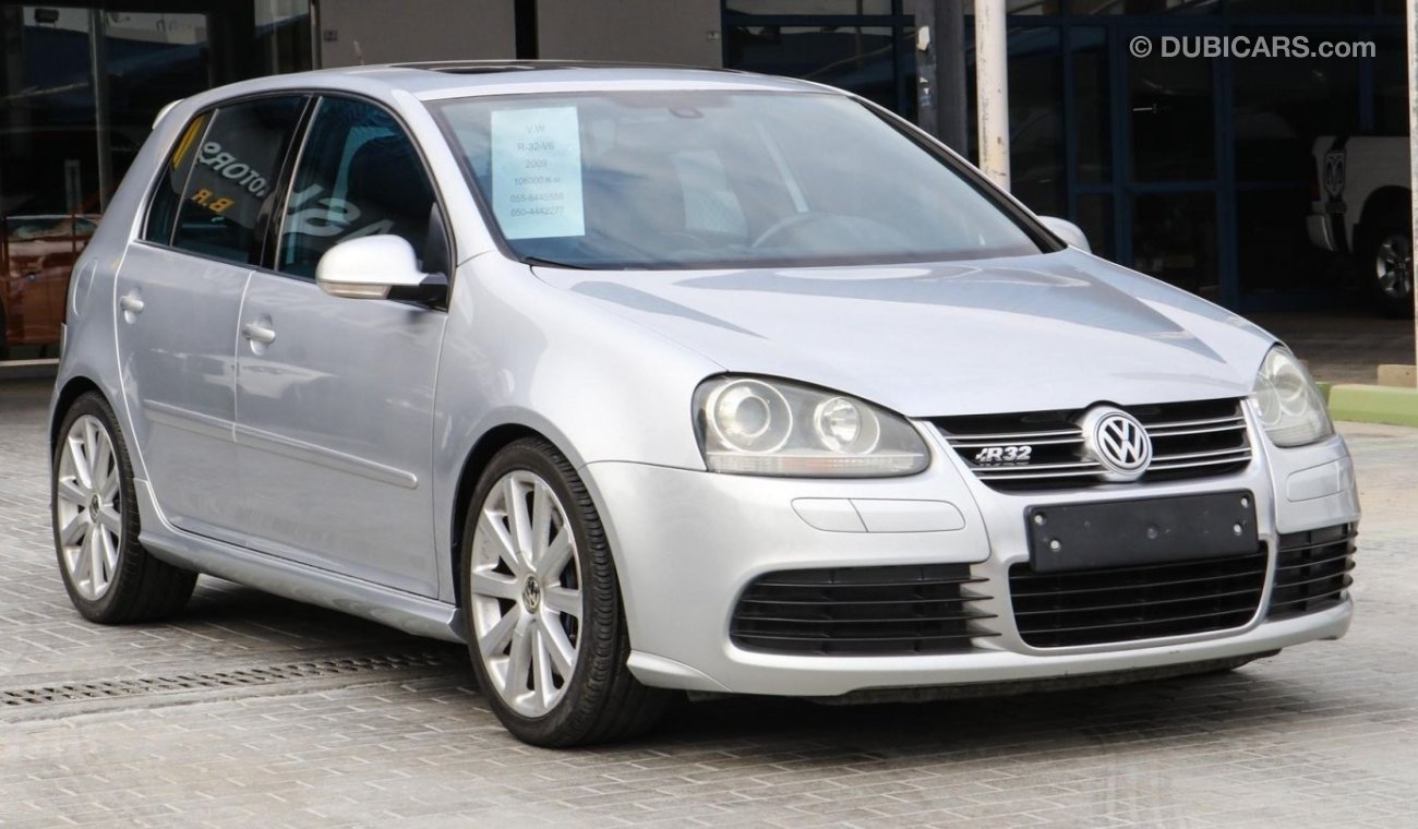 Volkswagen Golf R32