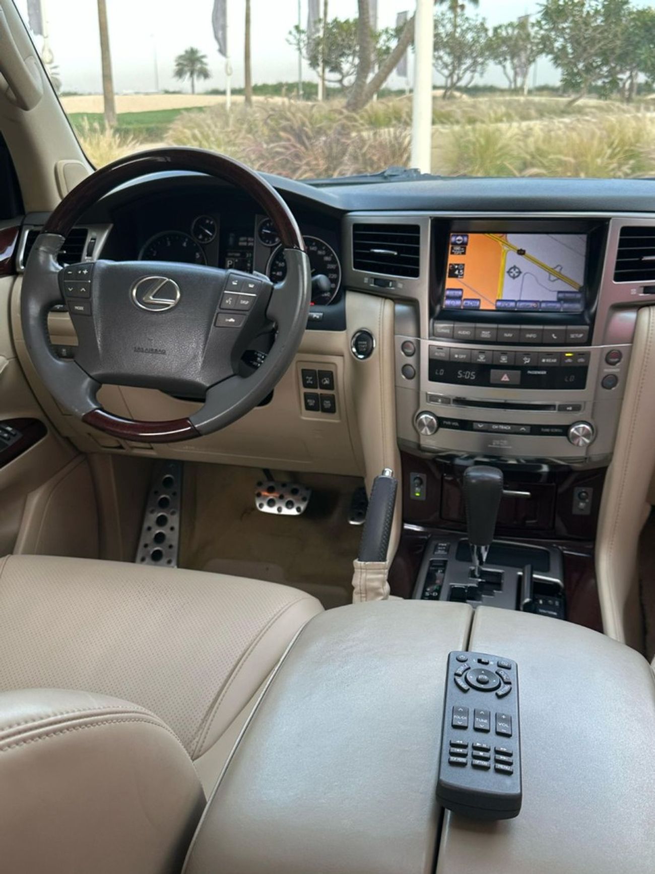 Lexus LX 570 Sport Platinum 5.7L