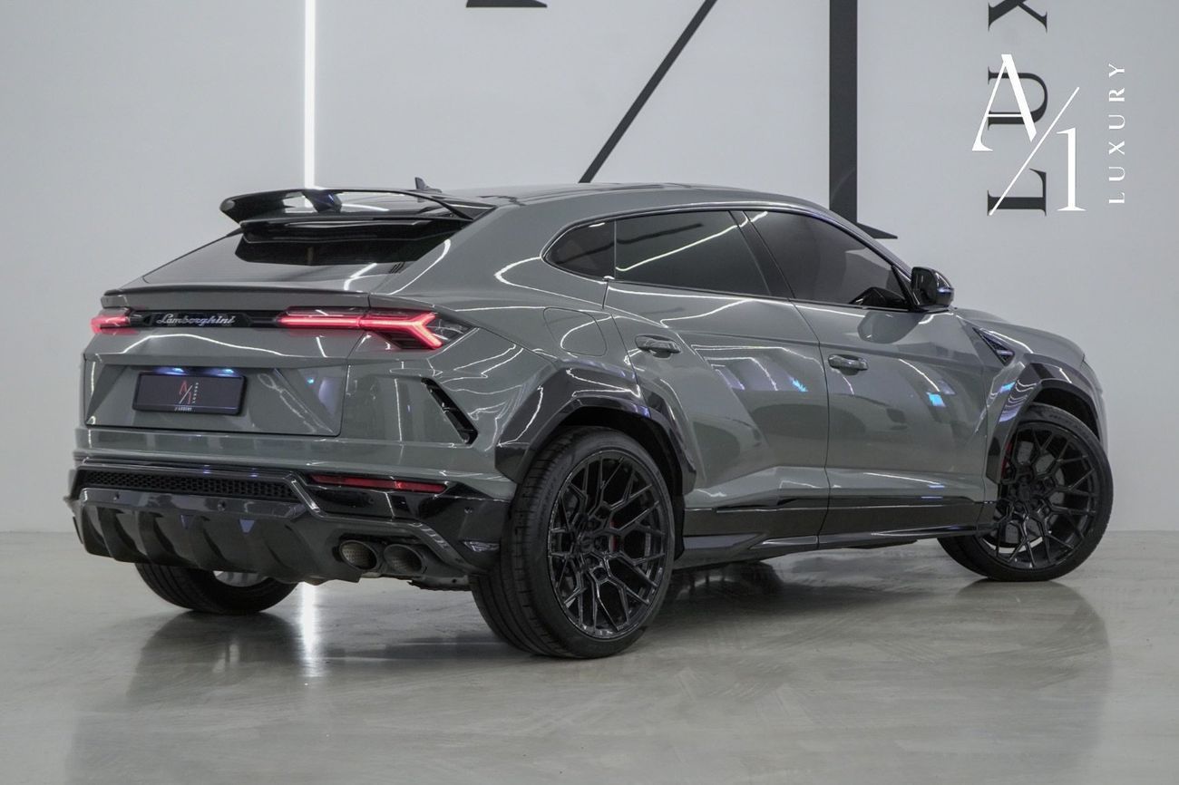 لامبورغيني اوروس 2022 Lamborghini Urus, Urban Kit Original, Excellent Condition, GCC Spec