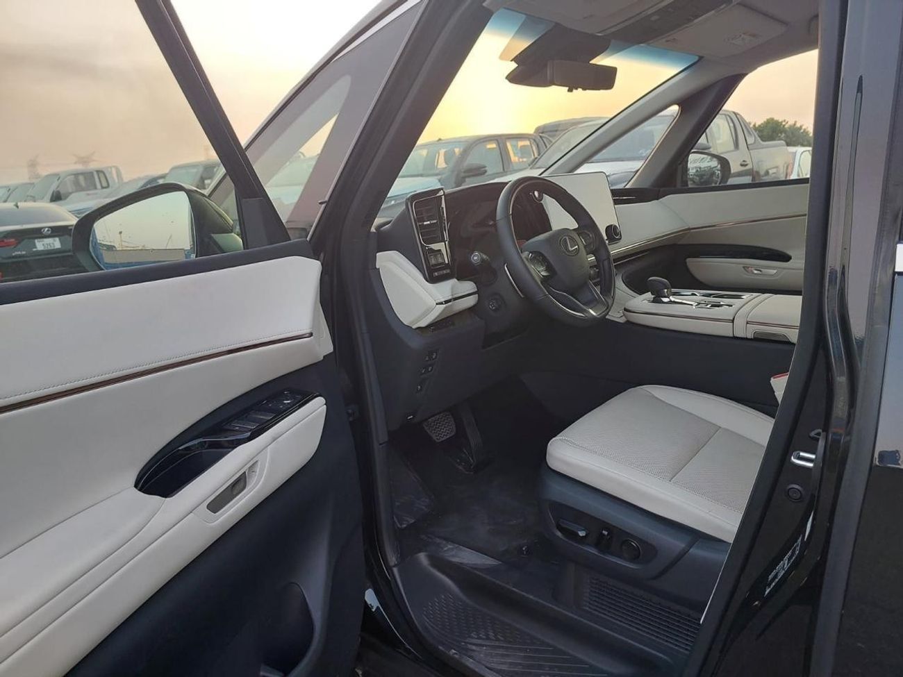 Lexus LM 350h Ready stock in dubai