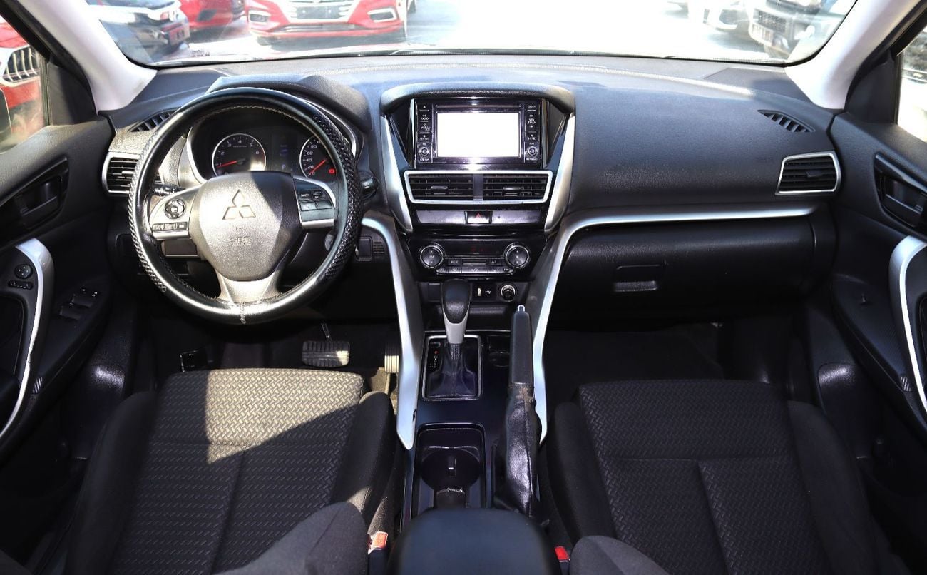 ميتسوبيشي إكلبس كروس ميتسوبيشى إكلبس كروس 2020 - خليجى - بدون حوادث - محرك.1.5L- بحاله ممتازه