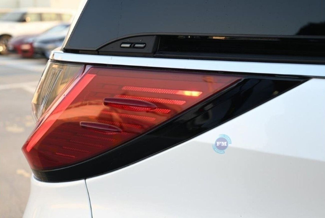 لكزس LM 350h 2.5L Automatic