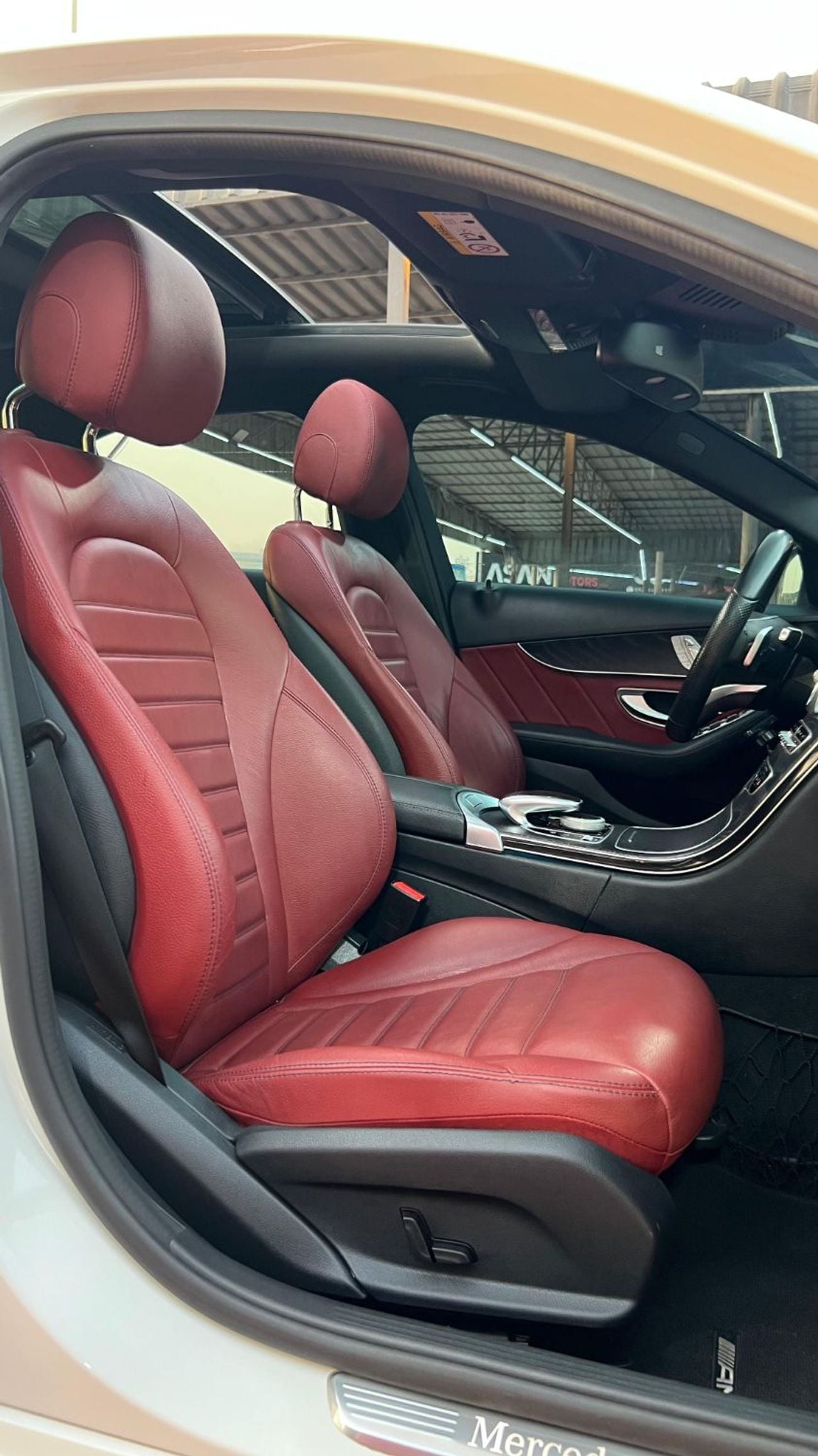 مرسيدس بنز C 200 AMG
