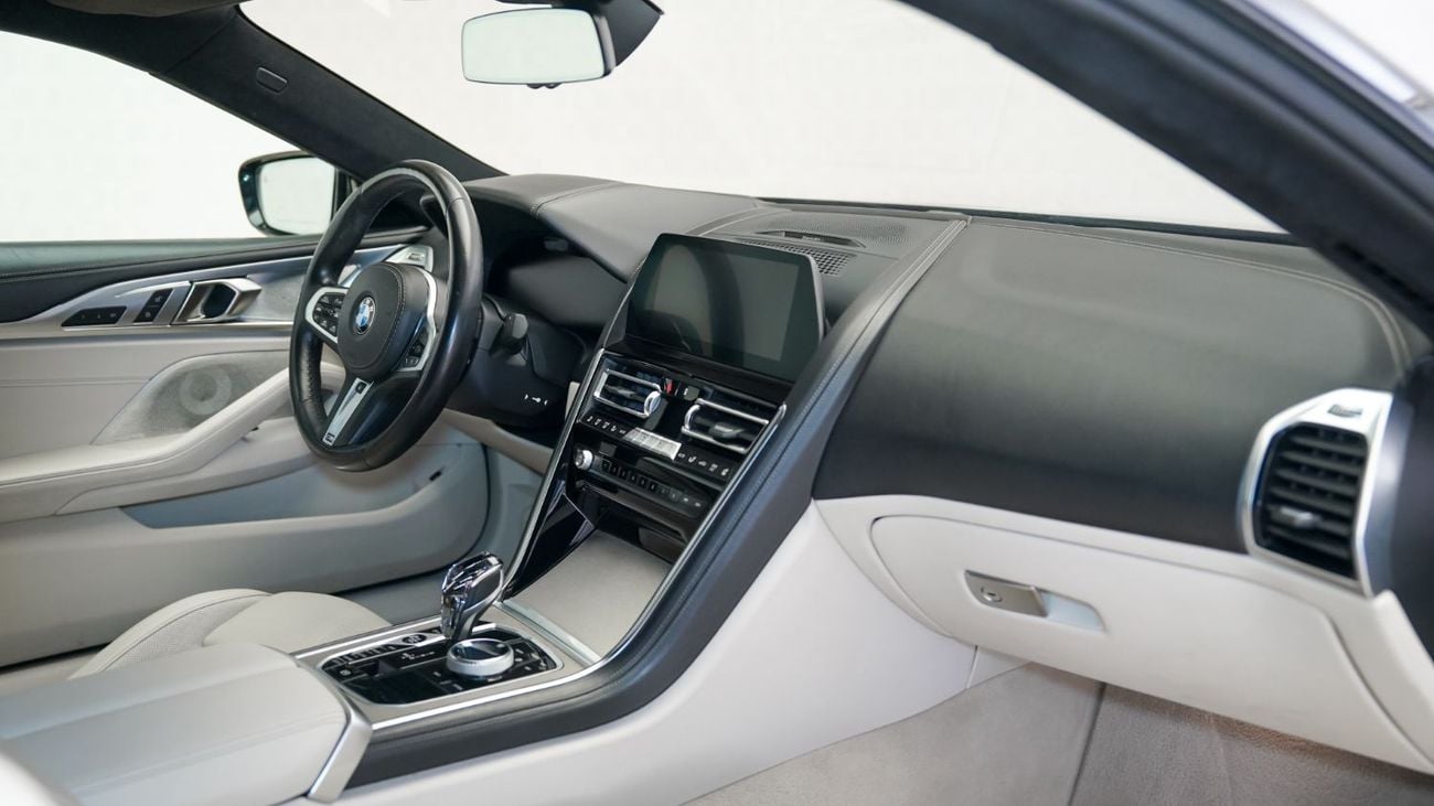 بي أم دبليو M850i xDrive xDrive