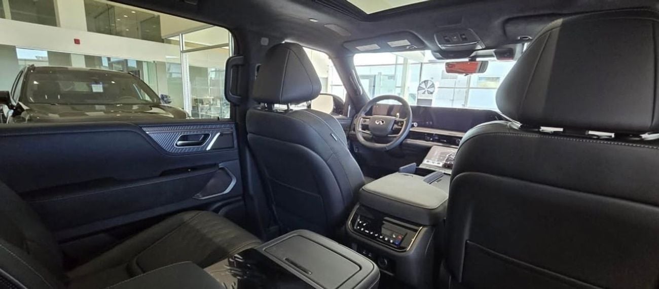Infiniti QX80 AUTOGRAPH CAPTAIN CHAIRS