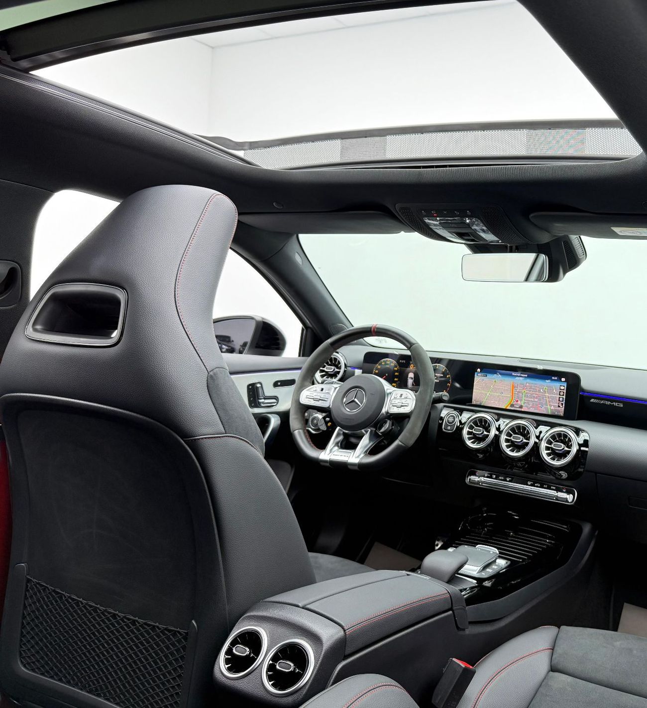 Mercedes-Benz A 35 AMG 4MATIC Hatchback 2023 Mercedes Benz A 35 Aerodynamic Pack, 2028 Warranty + Service Pack, Excellent C