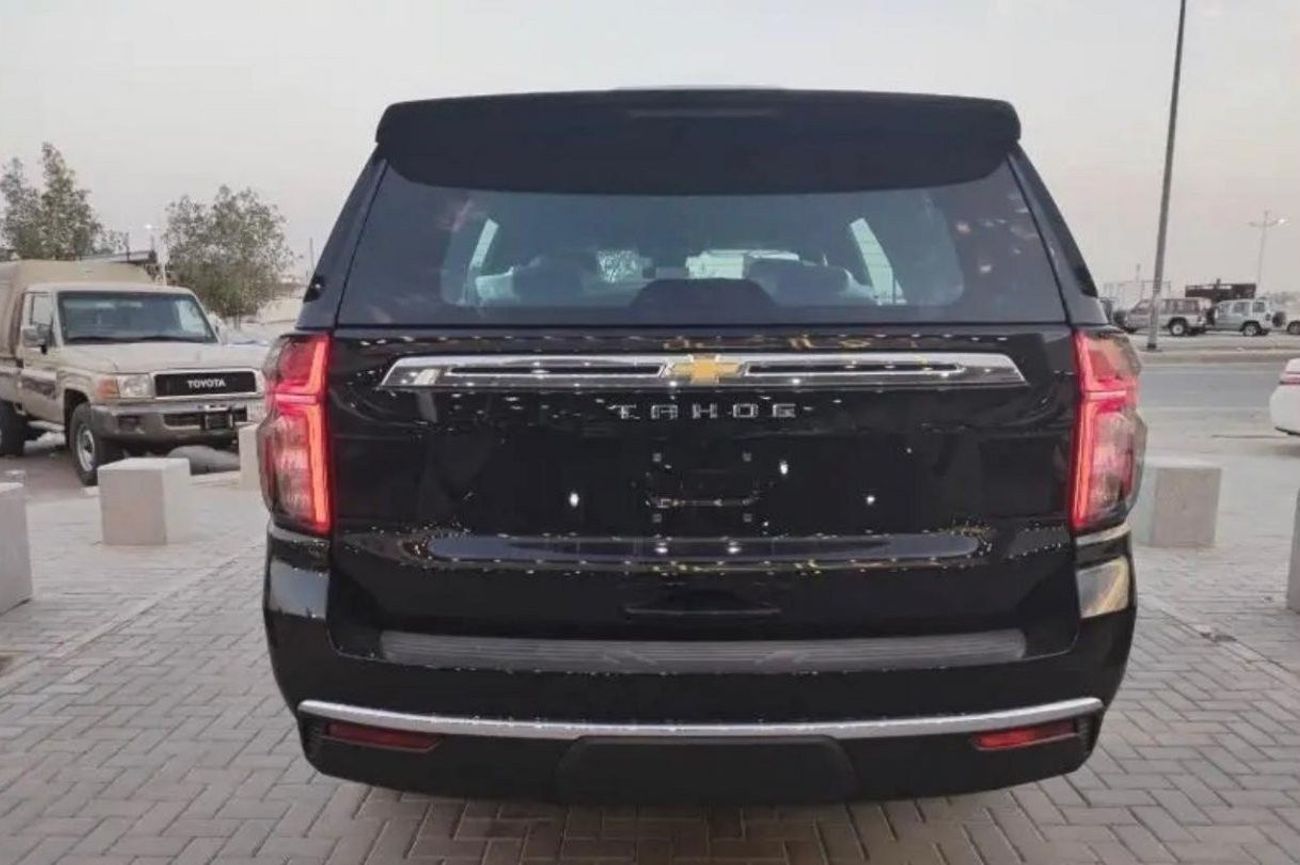 Chevrolet Tahoe LS 5.3L RWD