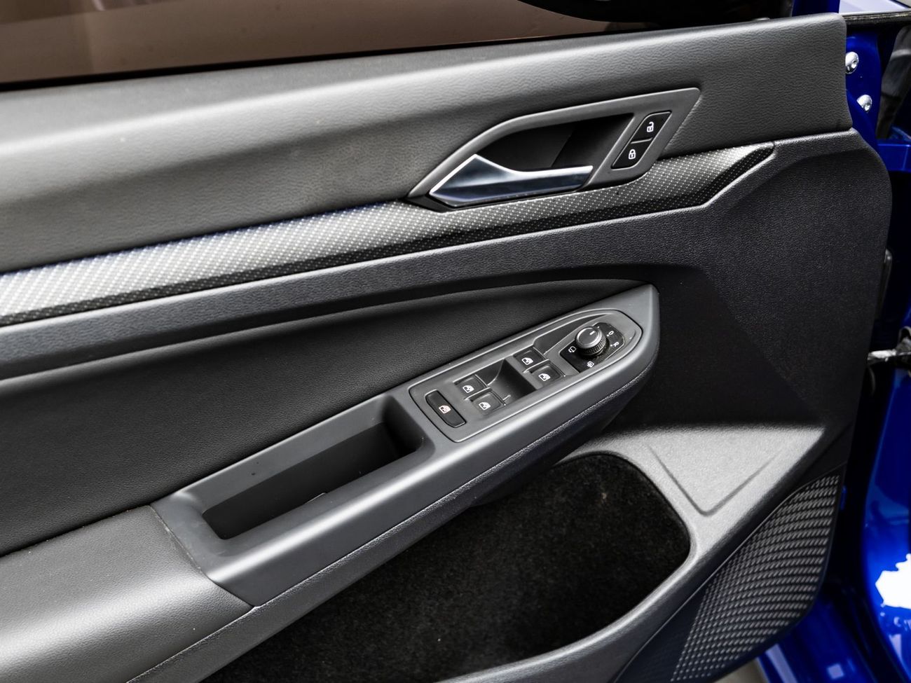 فولكس واجن جولف ار Base 2.0T