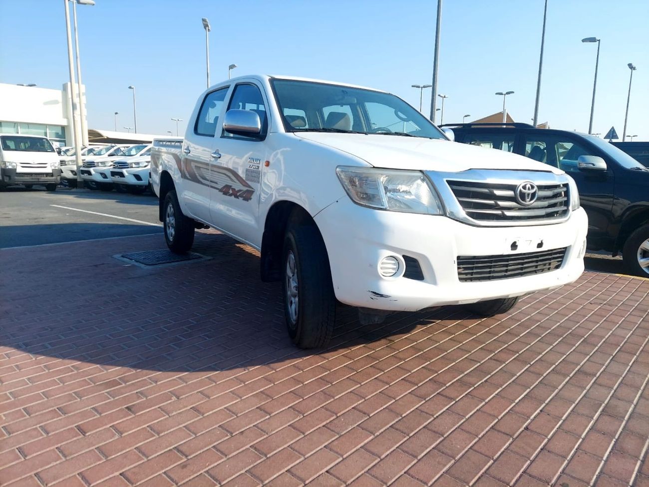 Toyota Hilux DC 4WD 2.7L PETROL MANUAL TRANSMISSION