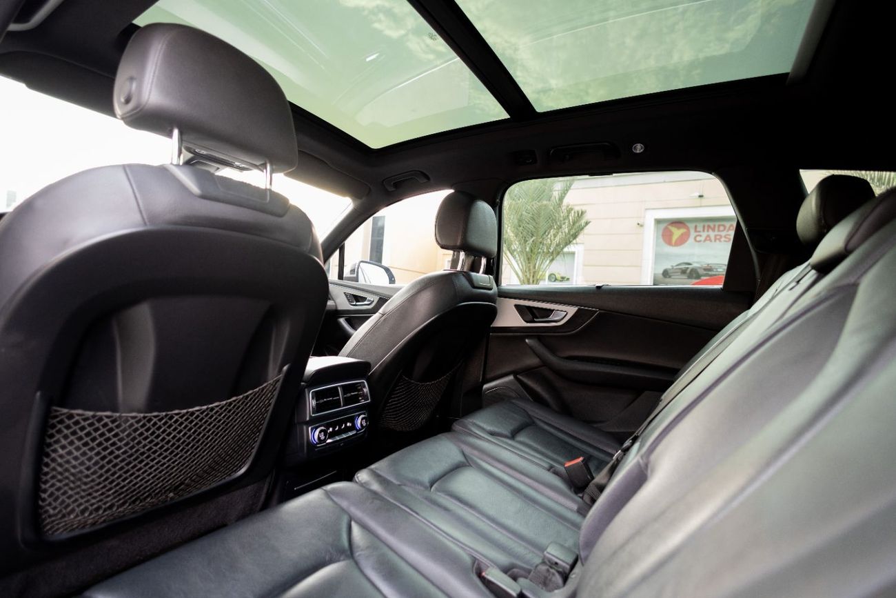 أودي Q7 45 TFSI quattro