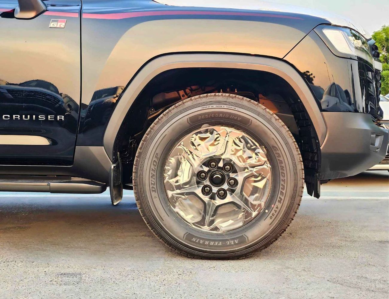 Toyota Land Cruiser GR SPORT TWIN TURBO / 3.5L PETROL V6 /RADAR/BIG DVD/REAR ENTERTAINMENT DVD/COOL BOX (CODE#LC3GRH)