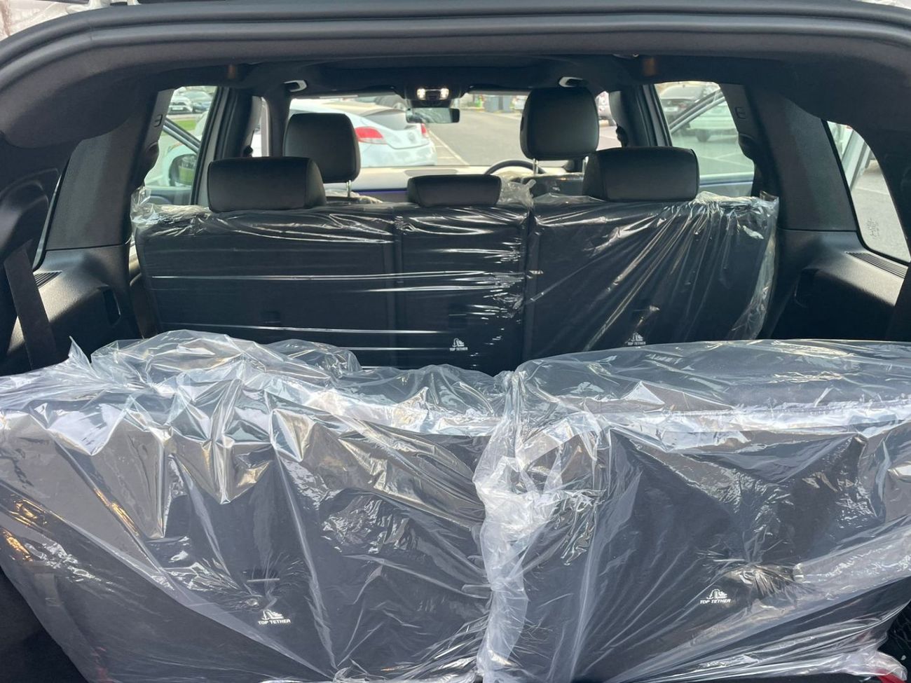 مرسيدس بنز GLB 200 GLB 200 ,PETROL 1.3L ,RIGHT HAND DRIVE ,ONLY FOR EXPORT AVAILABLE