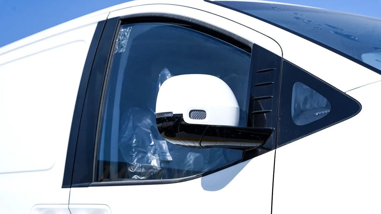 Hyundai Staria COMFORT US4 A/T 3P 3.5L VAN FWD GCC Specs