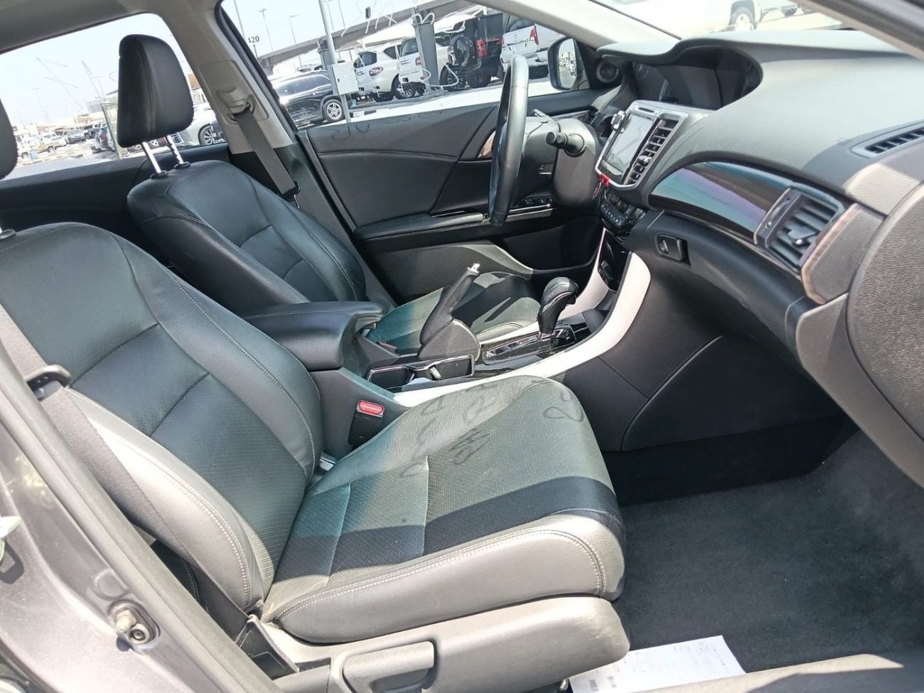 هوندا أكورد LX PLUS