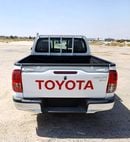 Toyota Hilux SR5 Toyota Hilux SR5 D.C 2.7L Petrol A/T 4*4 GCC White Color 2026 Model