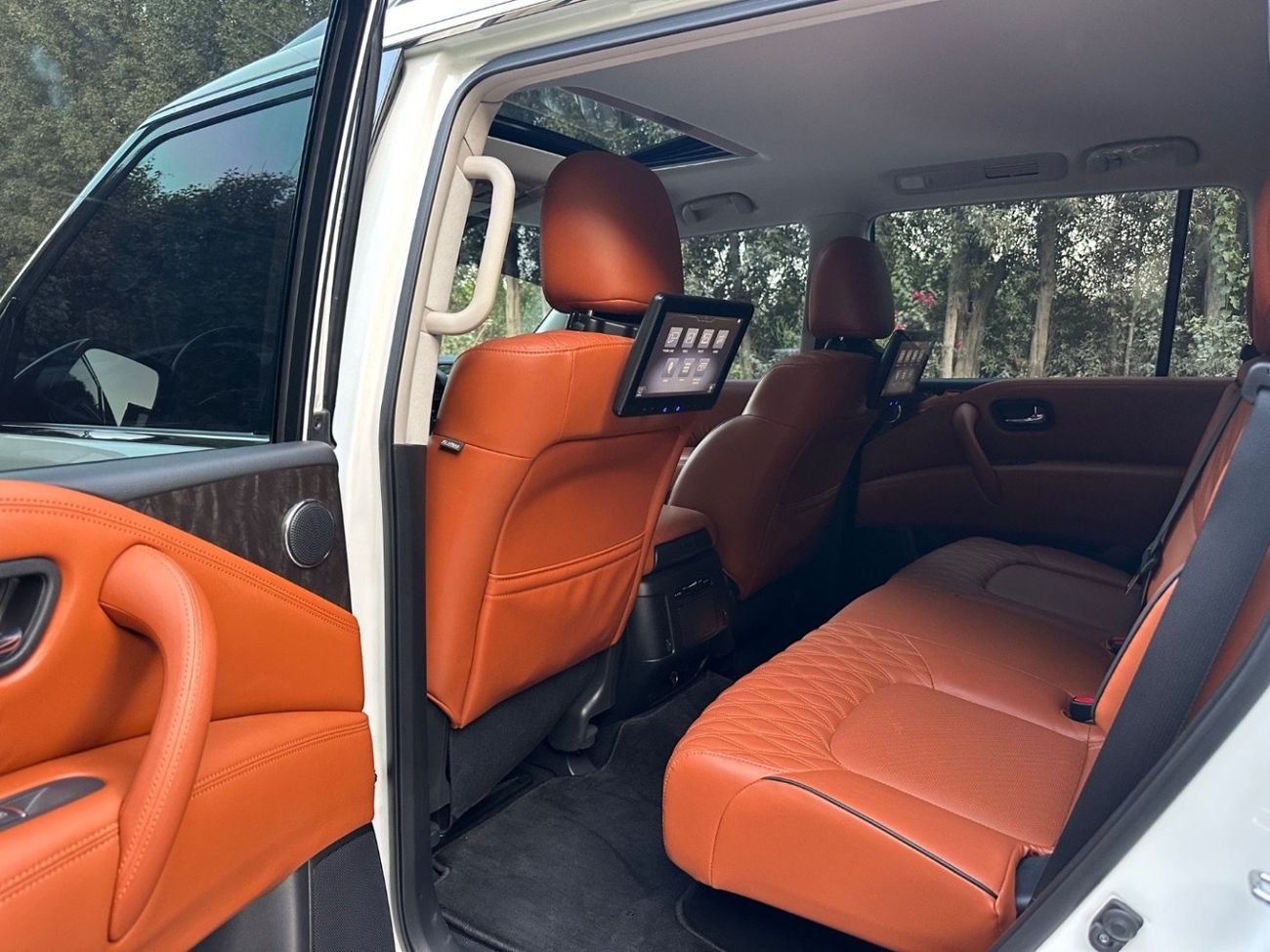 Nissan Patrol SE Platinum 4.0L V6 | GCC Specs | Full Option | Perfect Condition | Low Mileage