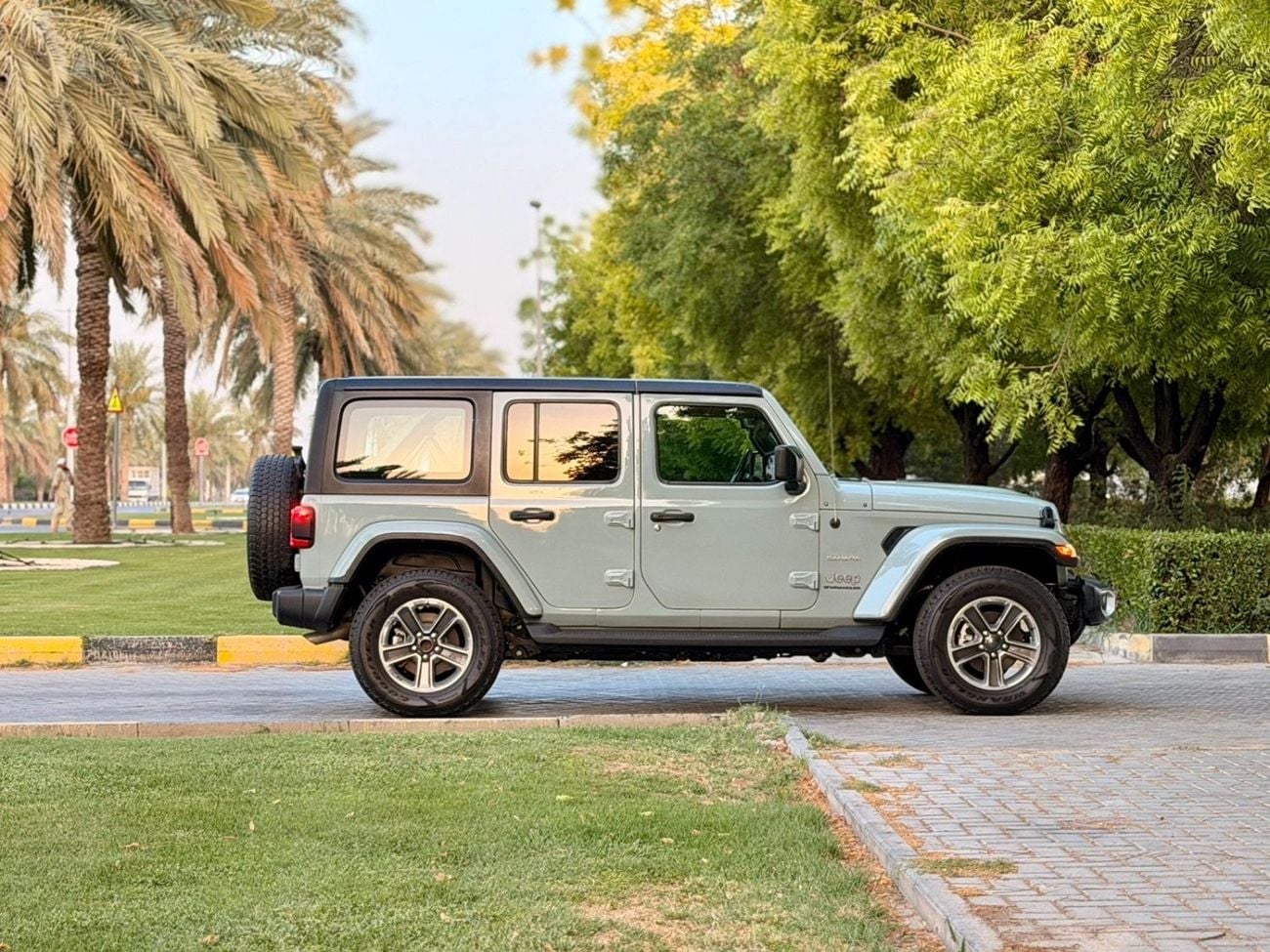 Jeep Wrangler SAHARA