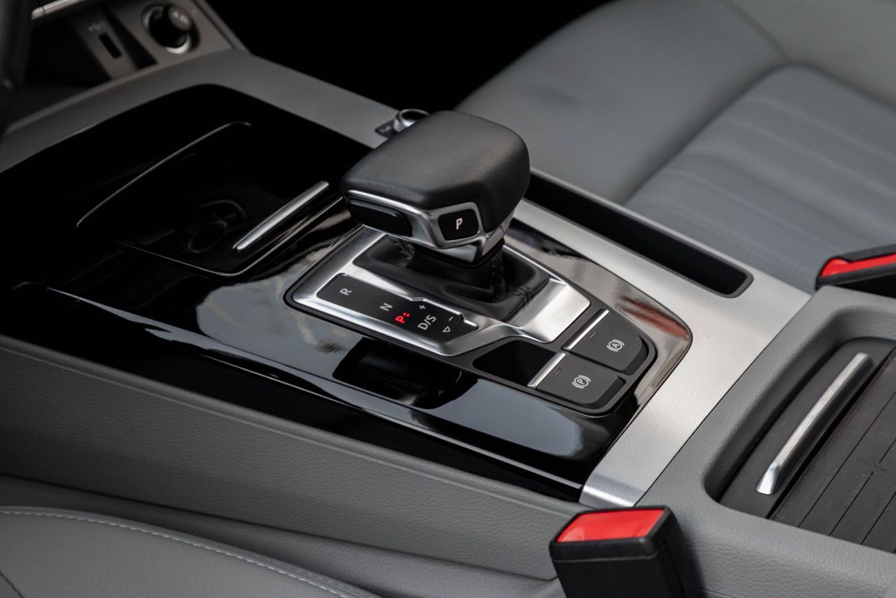 Audi Q5 45TFSI | 3,467 P.M  | 0% Downpayment | ONE OWNER || AGENCY WARRANTY!