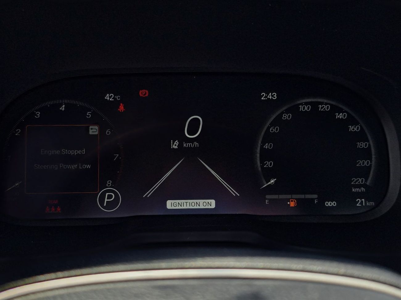 تويوتا راف ٤ TOYOTA RAV4 PETROL 2.0L - CHINESE SPECS- FULL OPTIONS - 4X2 - 2025 MODEL - WHITE INSIDE BLACK - 