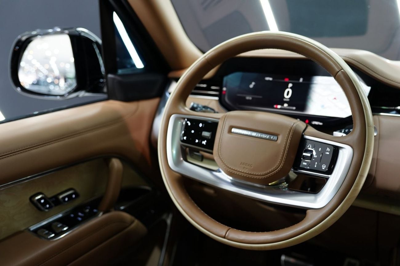 لاند روفر رينج روفر SV LWB P530 2023 Vogue SV LWB, Two-Tone Interior, Executive Rear Seat w/ Entertainment, Al Tayer Warr + Serv!!