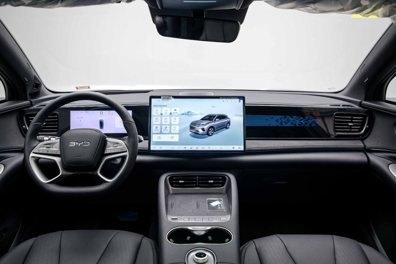 بي واي دي سيليون 06 Navigation Plus EV - Grey Inside Black | Export Price