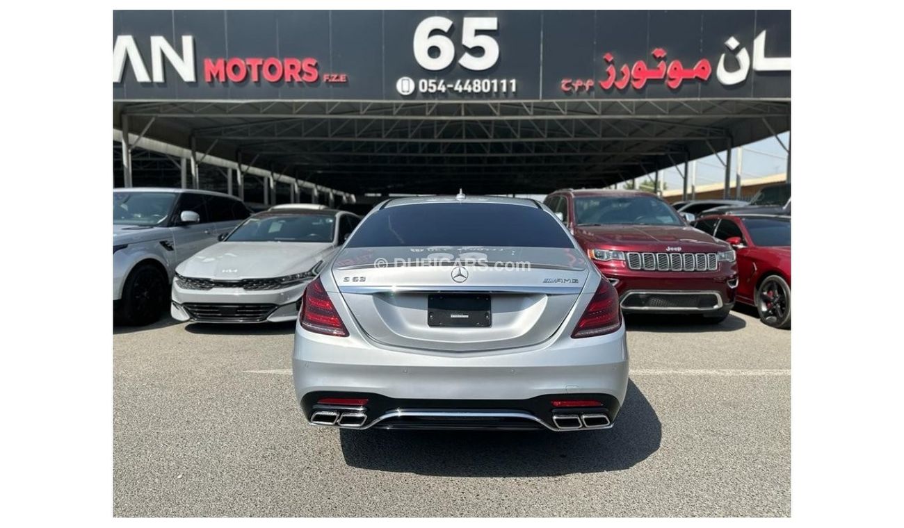 مرسيدس بنز S 550