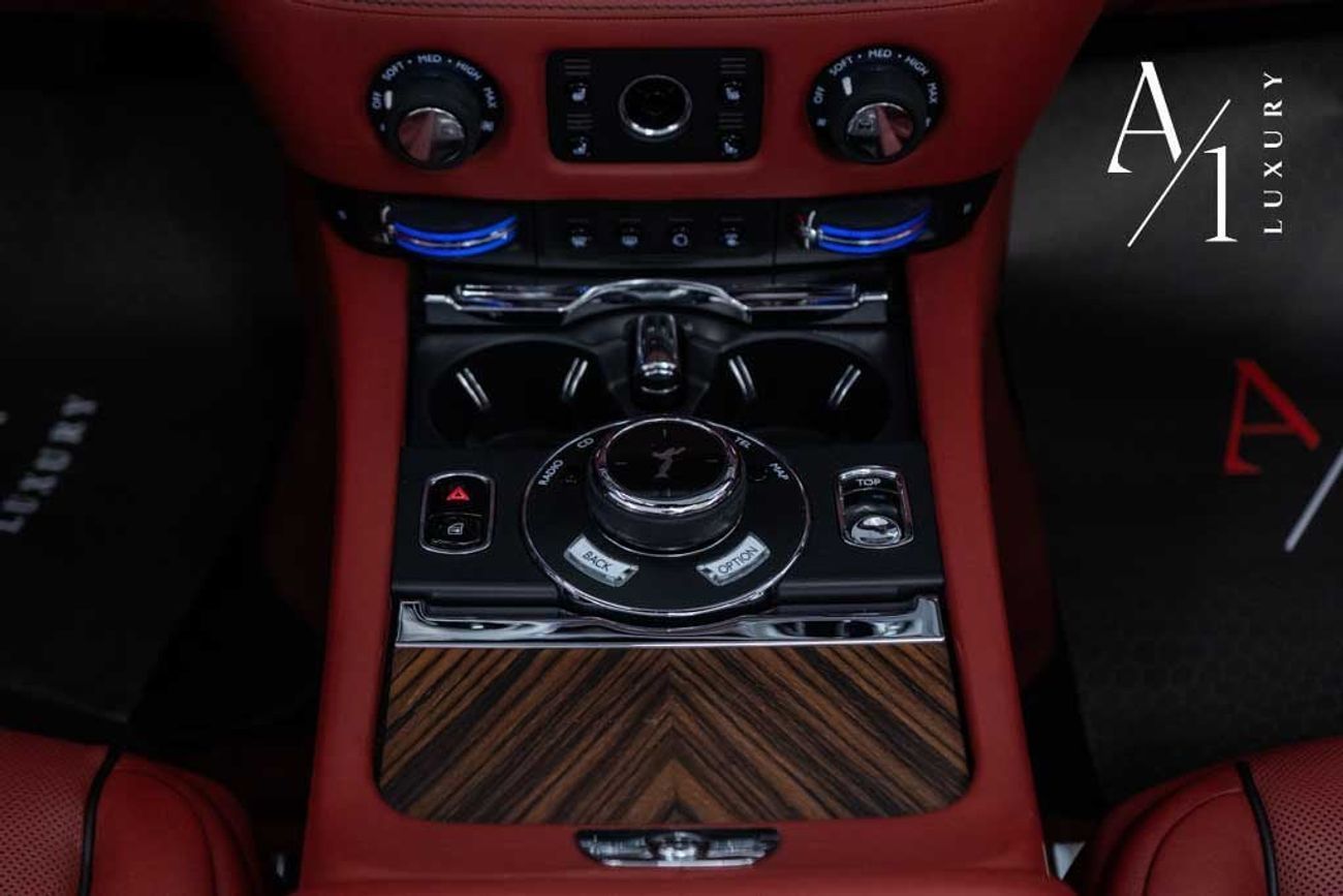 رولز رويس داون 2017 Rolls Royce Dawn, Full Rolls Royce Service History, 4 Button, Excellent Condition, GCC