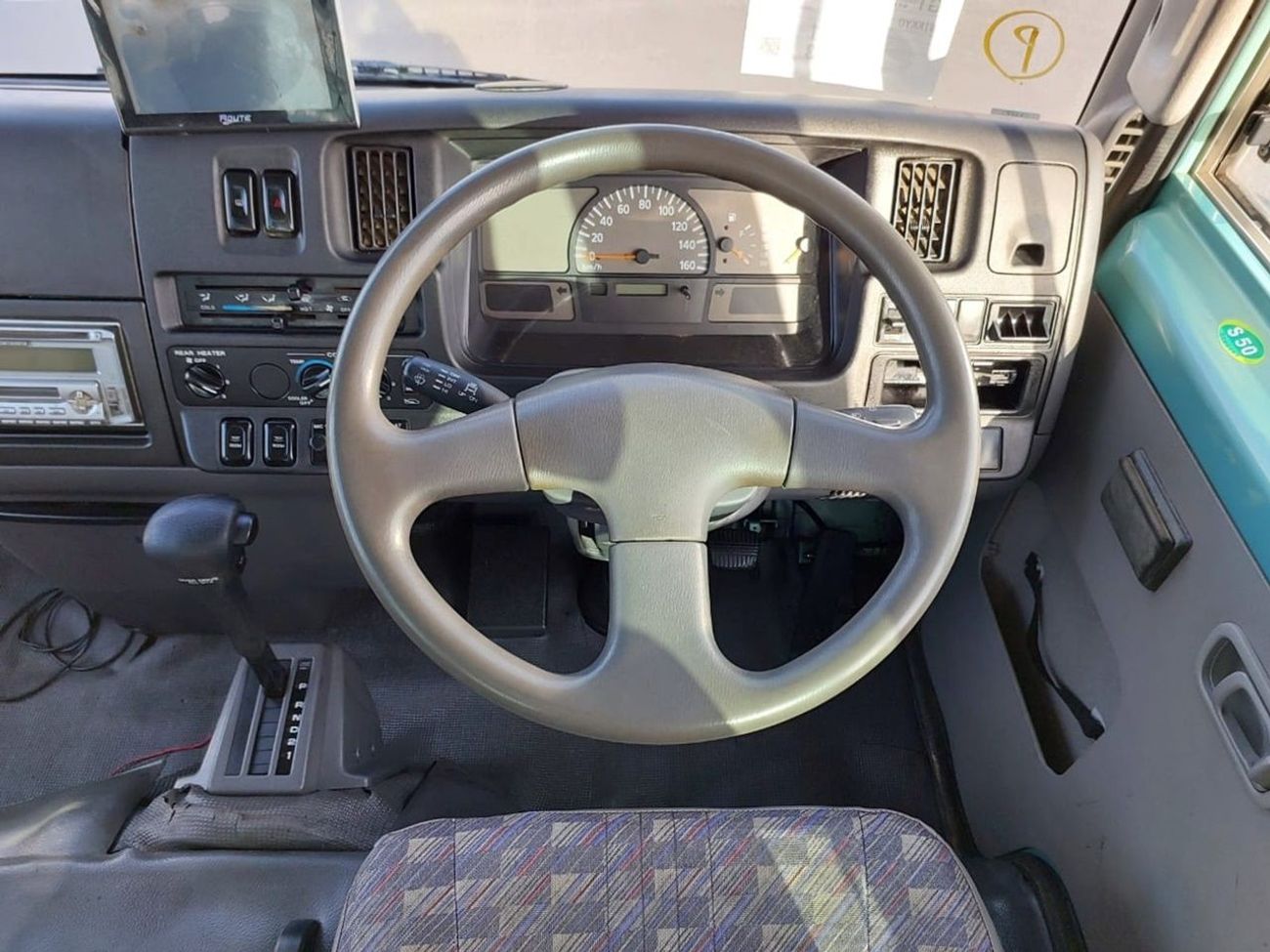 Nissan Civilian NISSAN CIVILIAN BUS RIGHT HAND DRIVE (PM0943)