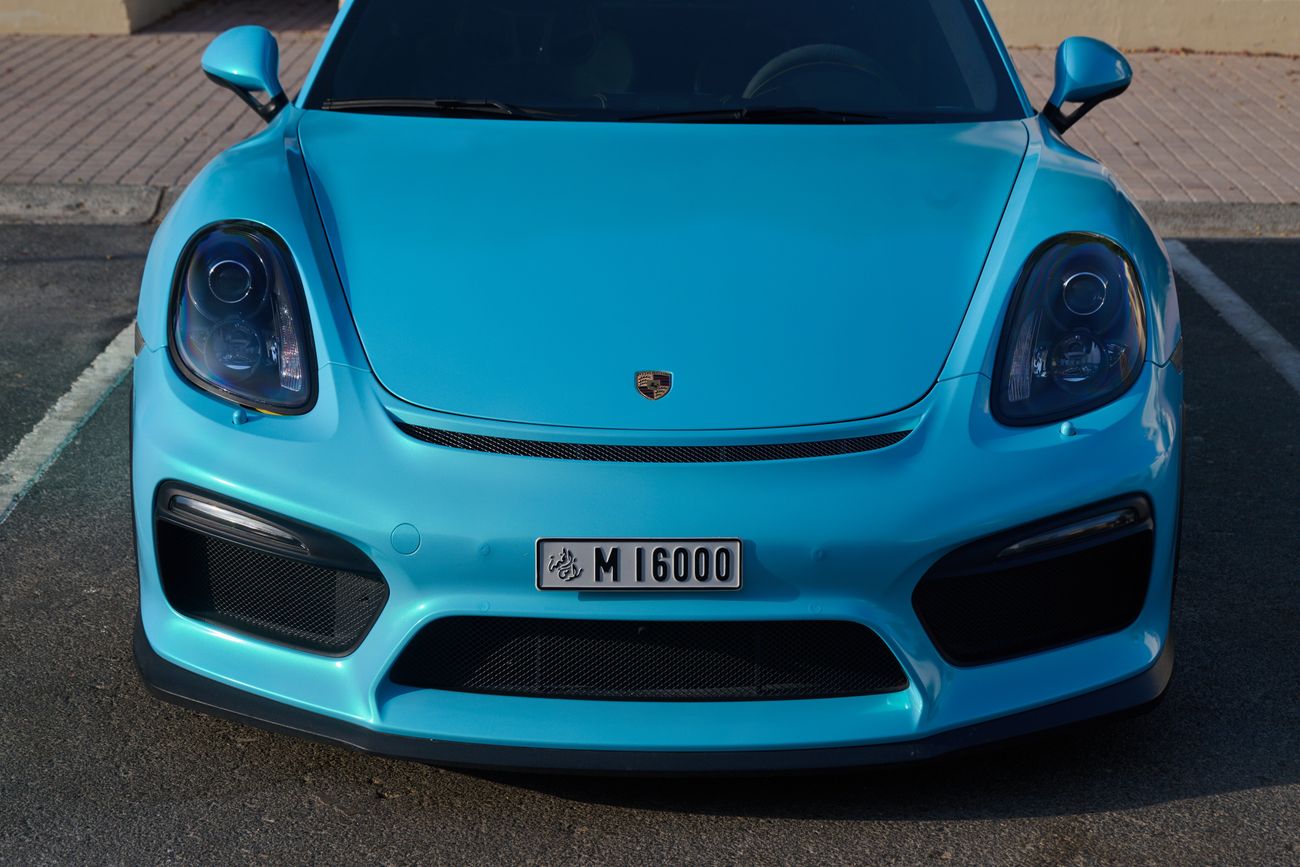 Used Porsche Cayman GT4 2016 GCC Spec, Sports Chrono, Carbon Bucket