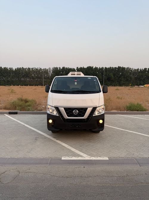 Nissan Urvan STANDARD Nissan Urvan 2021 Automatic