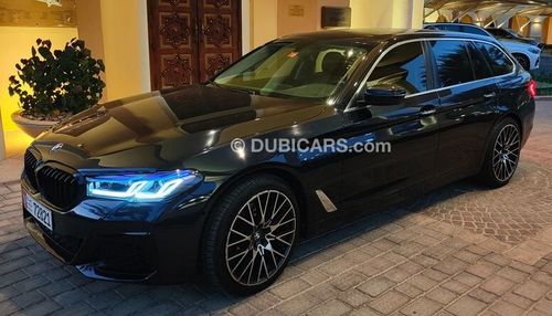 بي أم دبليو 520i Touring LCI-M