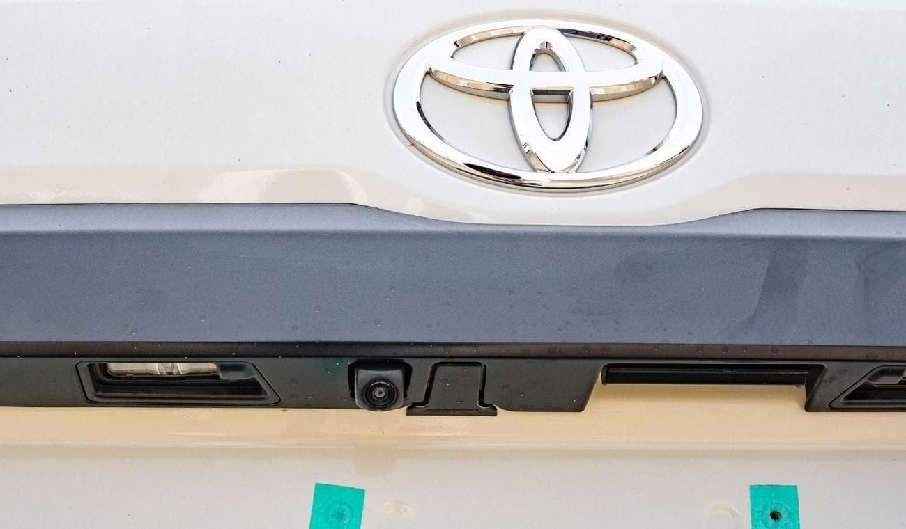 Toyota Hiace 2026 Toyota Hiace 3.5L RWD Manual Petrol Van Cargo